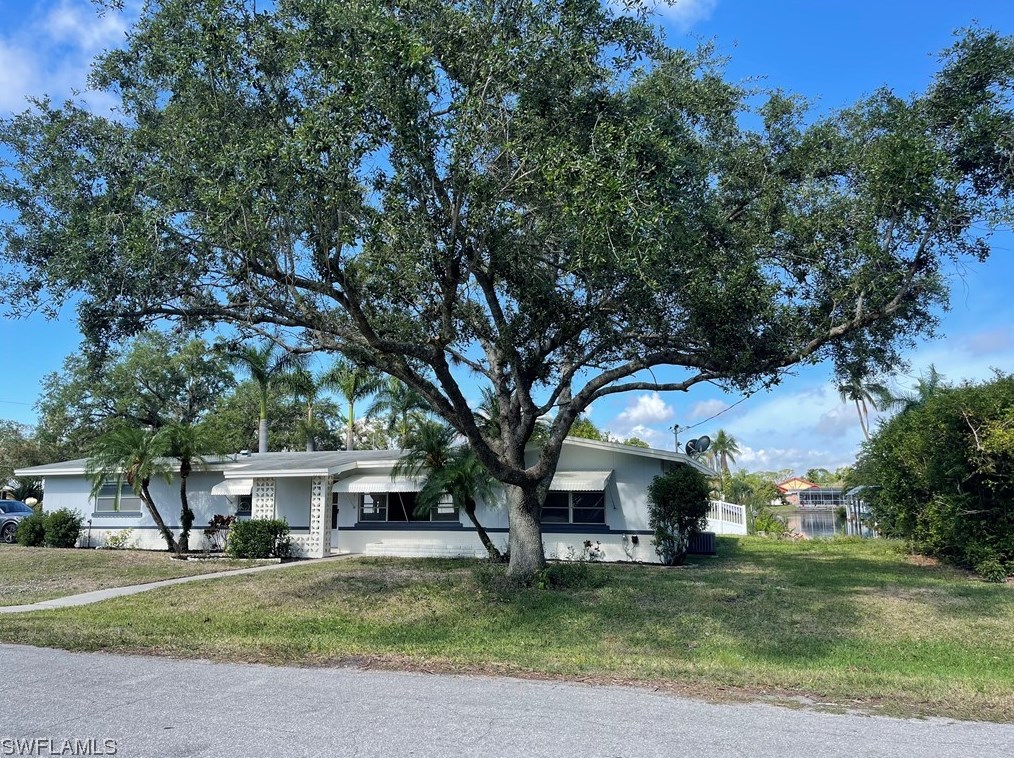 2231 Randolph Dr, Fort Myers FL  33905-4751 exterior