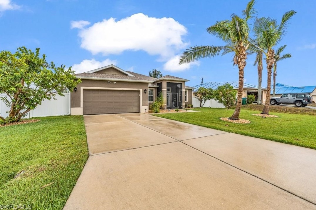 1221 Sw 34th St, Cape Coral, FL 33914