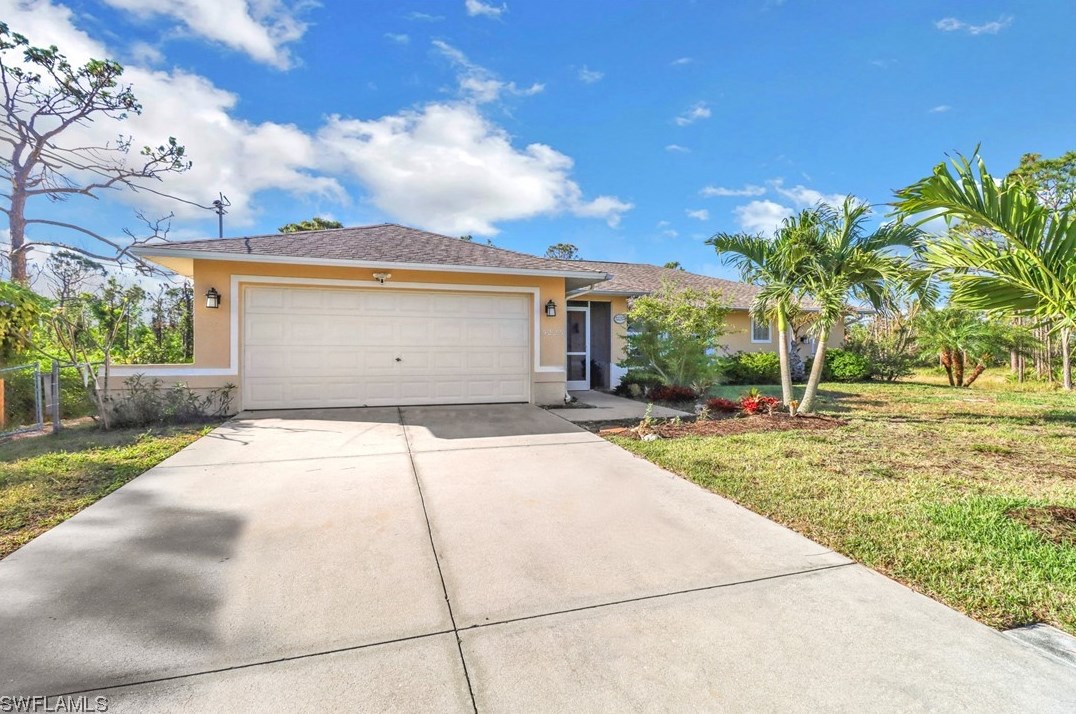 5225 Anchorage Dr, Saint James City, FL 33956