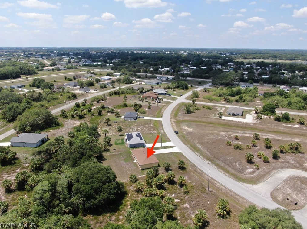 2069 Detroit Dr, Labelle, FL 33935