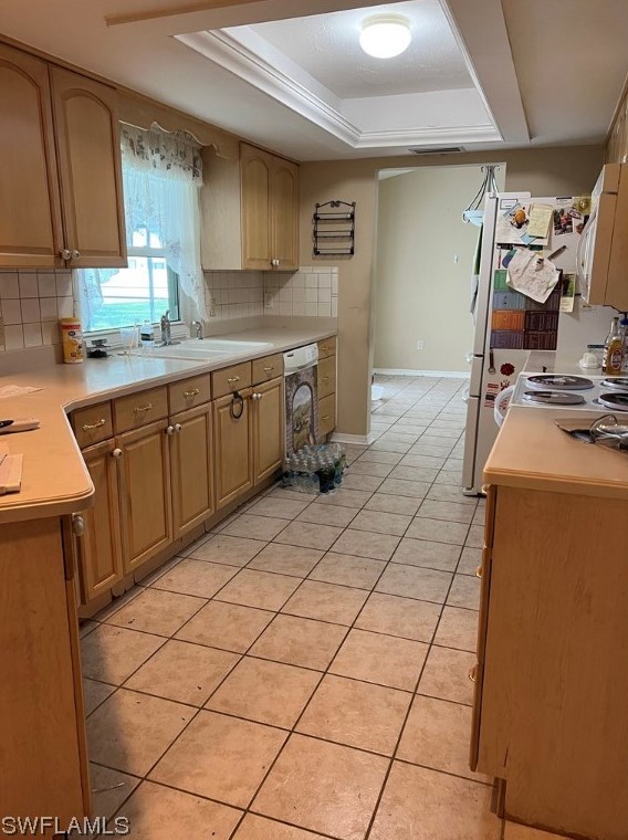 3731 2nd Pl, Cape Coral, FL 33904-4814