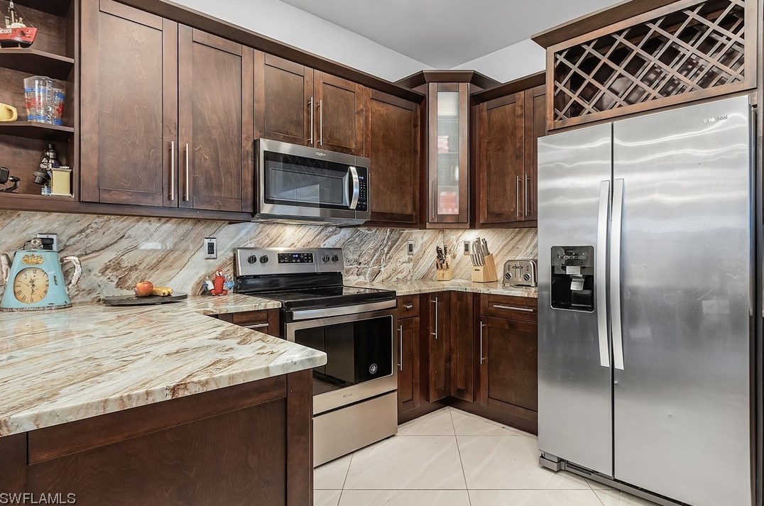 134 5th Ave, Cape Coral FL  33909-2535 exterior