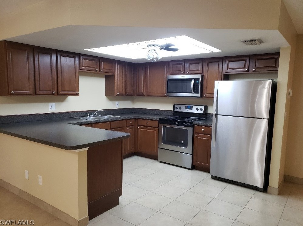 405 Van Loon Ter, Cape Coral, FL 33990-1045