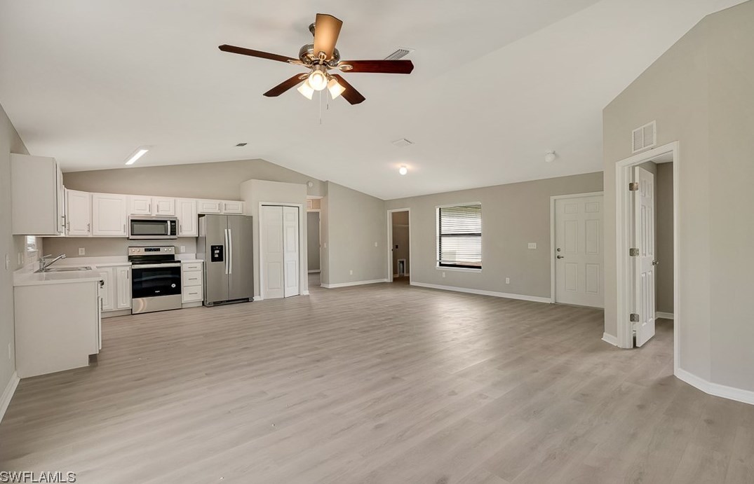 3206 53rd St W, Lehigh Acres, FL 33971