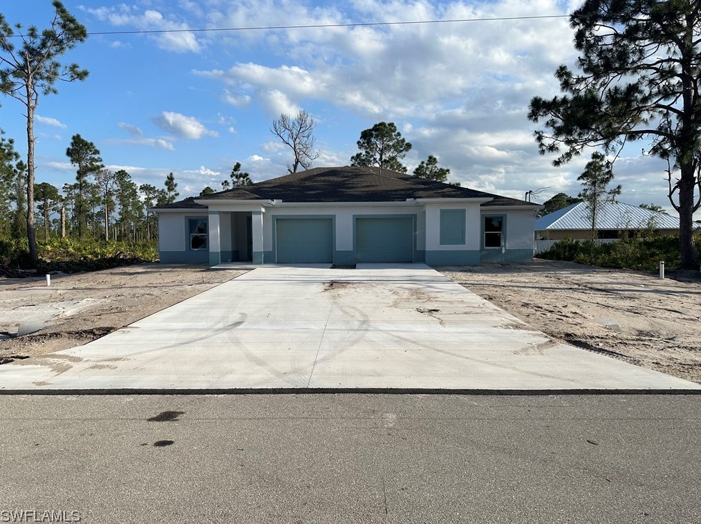 1072 Jaguar Blvd, Lehigh Acres, FL 33974