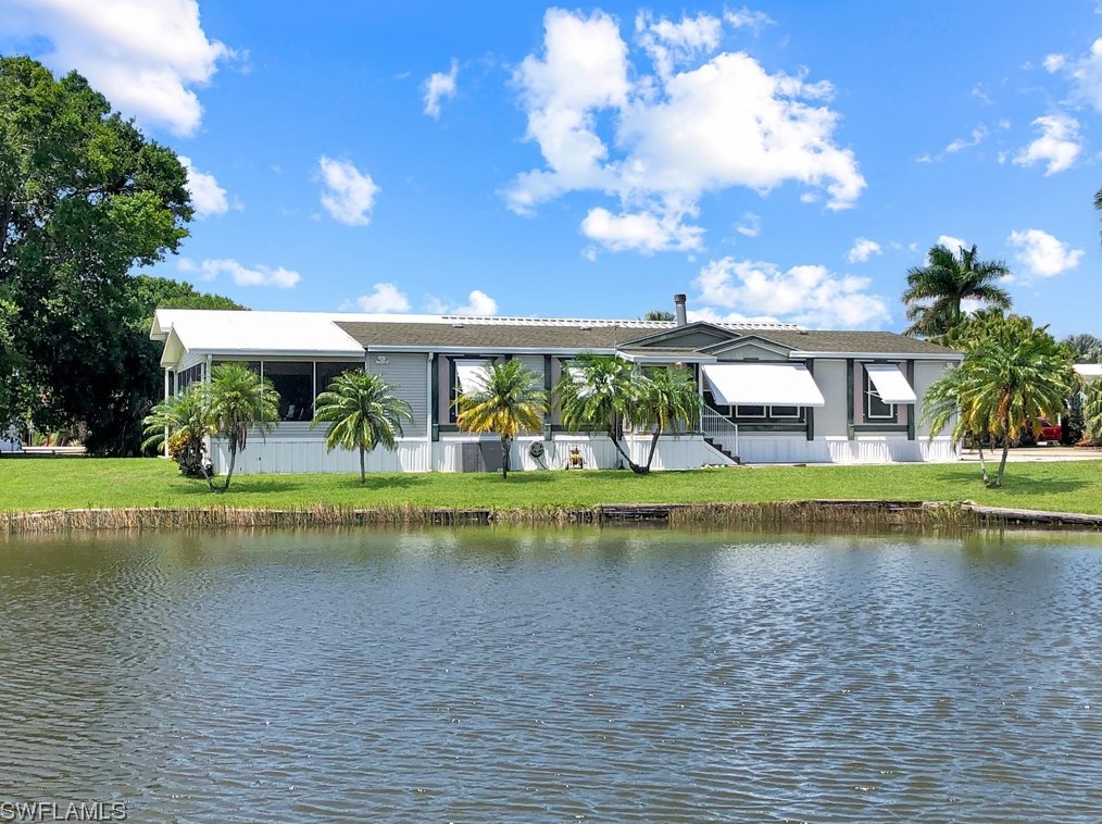 838 Yacht Club Way Nw, Moore Haven, FL 33471