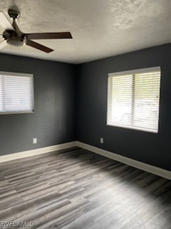 2303 Hamilton Ave, Alva FL  33920-1037 exterior