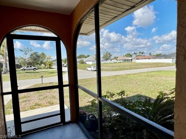 1812 3rd St, Cape Coral, FL 33909-2749