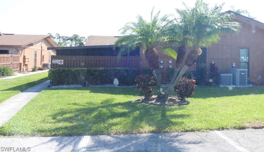 15435 Crystal Lake Dr, Fort Myers, FL 33917-5626