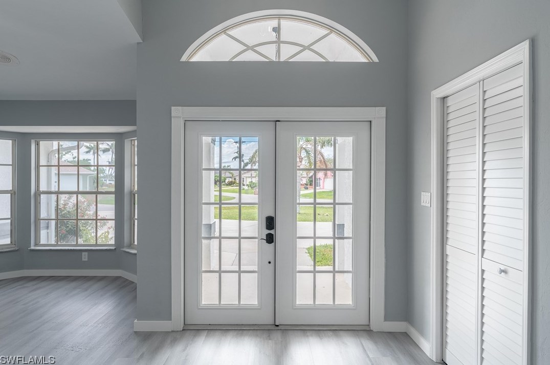 5040 Sw 11th Ct, Cape Coral, FL 33914