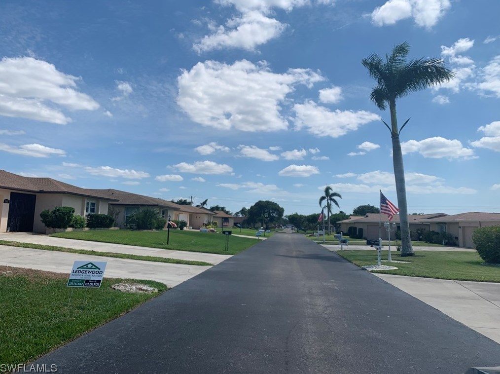 5564 Williamson Way, Fort Myers, FL 33919-2720