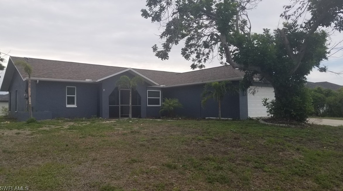 481 Ne 3rd Pl, Cape Coral, FL 33909