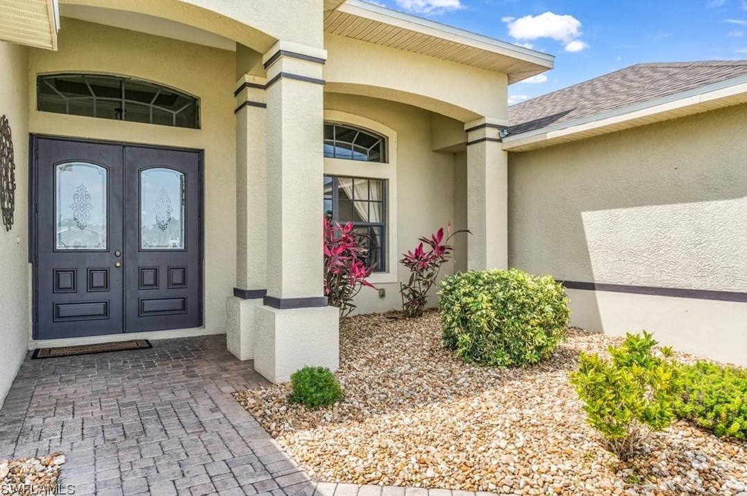 2324 Sw 54th Ln, Cape Coral, FL 33914
