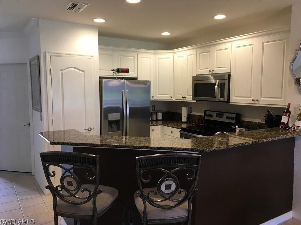 8630 Athena Ct, Lehigh Acres, FL 33971