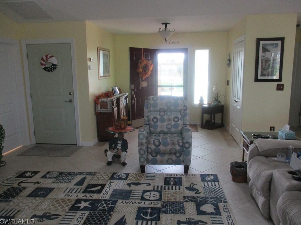 4472 Lake Heather Cir, Saint James City, FL 33956