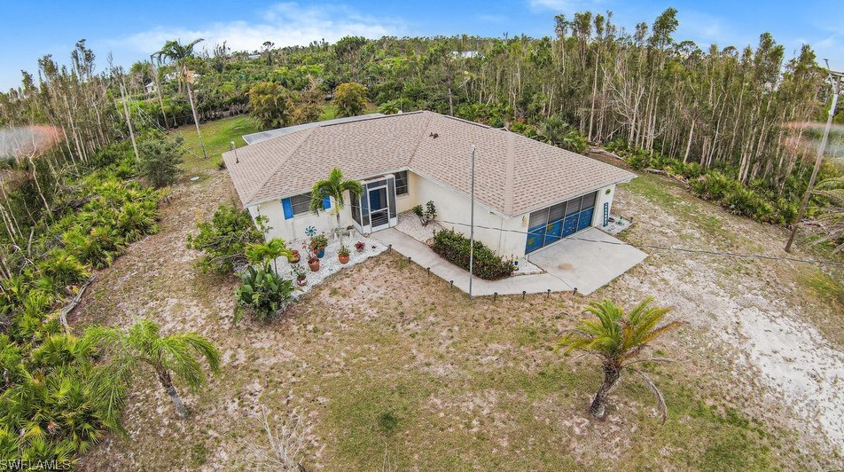 6637 Rockaway Dr, Bokeelia, FL 33922