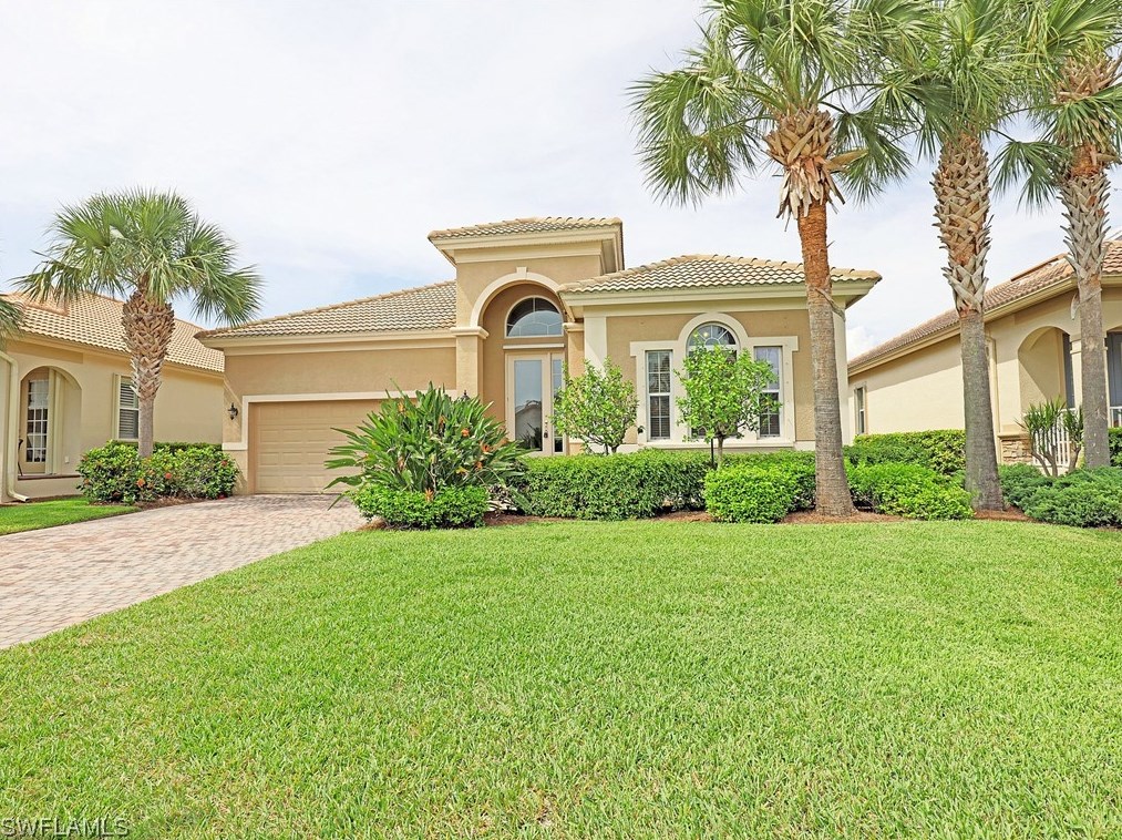 5722 Calmar Breeze Ln, Fort Myers, FL 33908