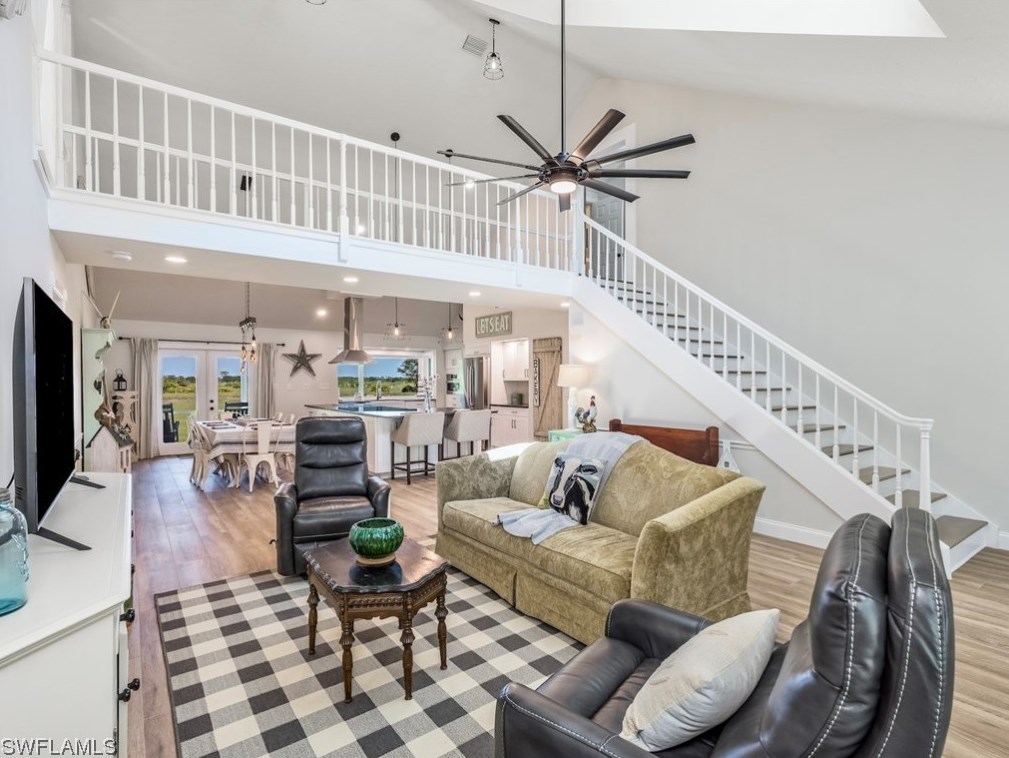 18731 Fichters Creek Ln, Alva FL  33920-3232 exterior