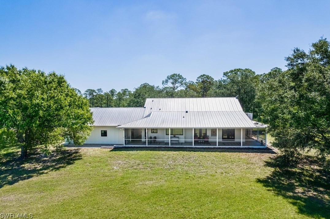 18731 Fichters Creek Ln, Alva FL  33920-3232 exterior