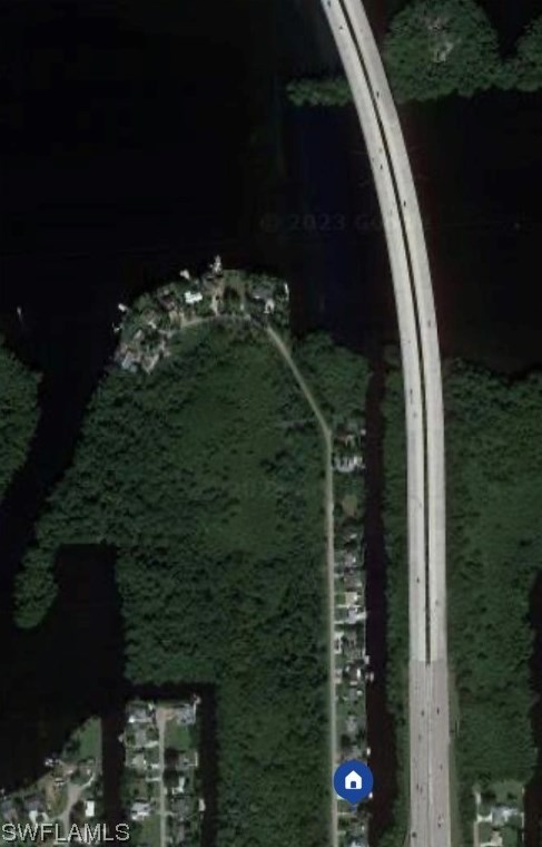 131 Schneider Dr, Fort Myers, FL 33905-2711