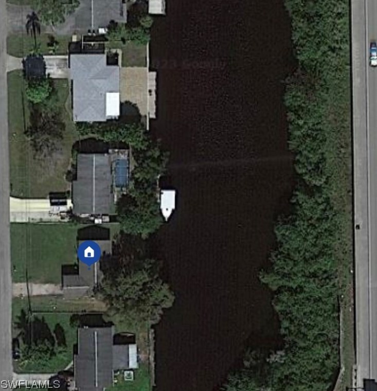 135 Schneider Dr, Fort Myers, FL 33905-2711