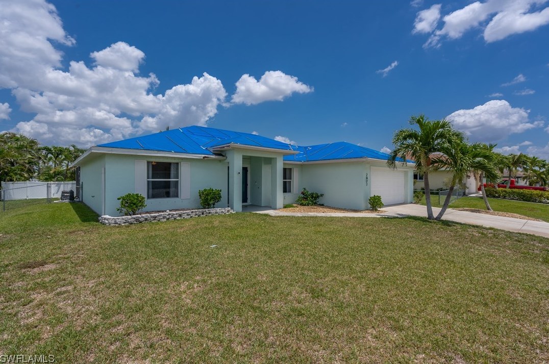 2027 30th Ter, Cape Coral FL  33914-3967 exterior