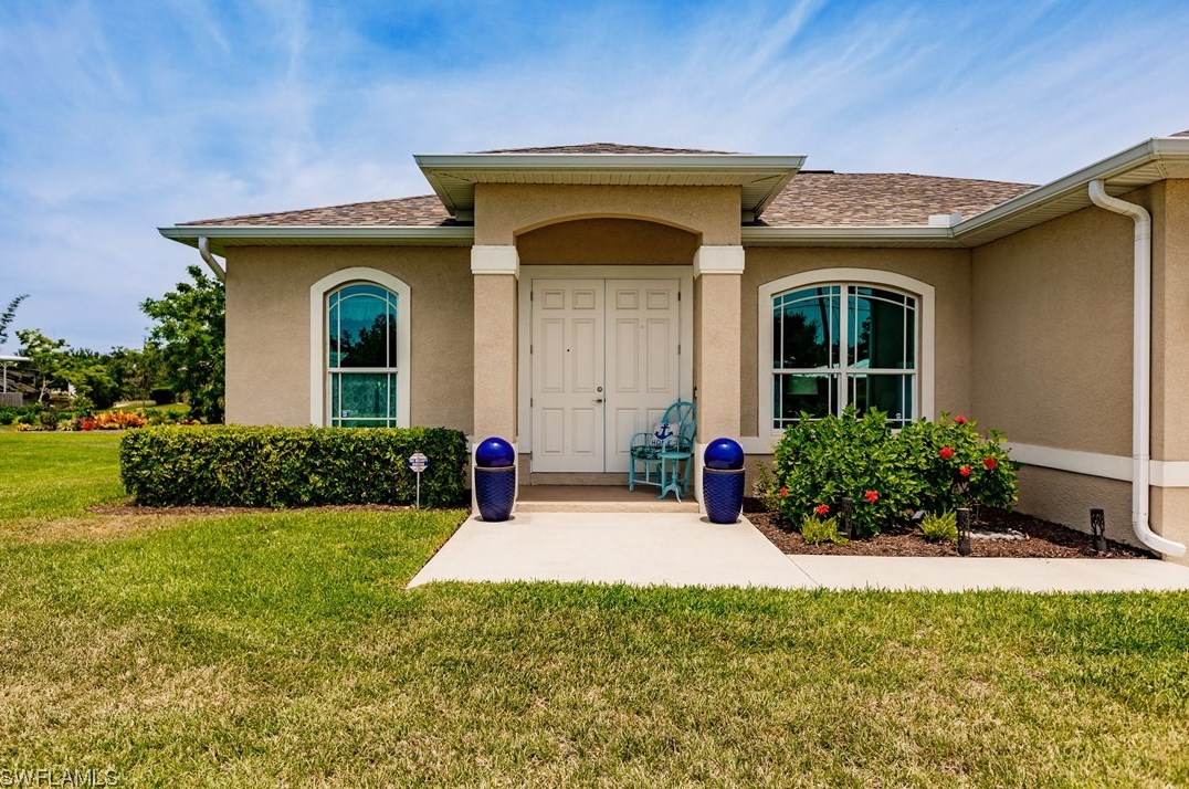 227 Mariana Ave, Fort Myers, FL 33917-4163