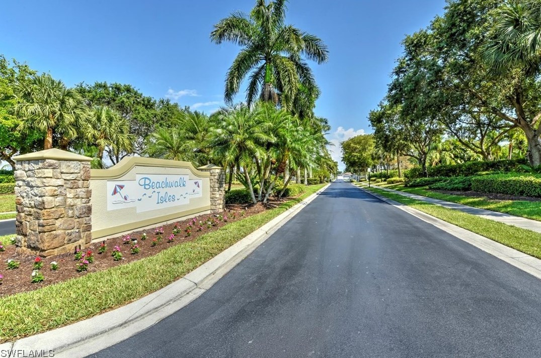 15595 Beach Pebble Way, Fort Myers, FL 33908-3358