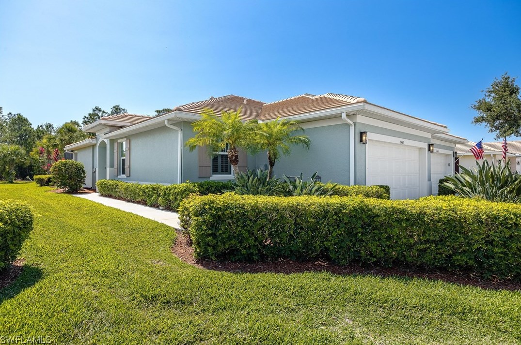 10463 Materita Dr, Fort Myers, FL 33913-8666