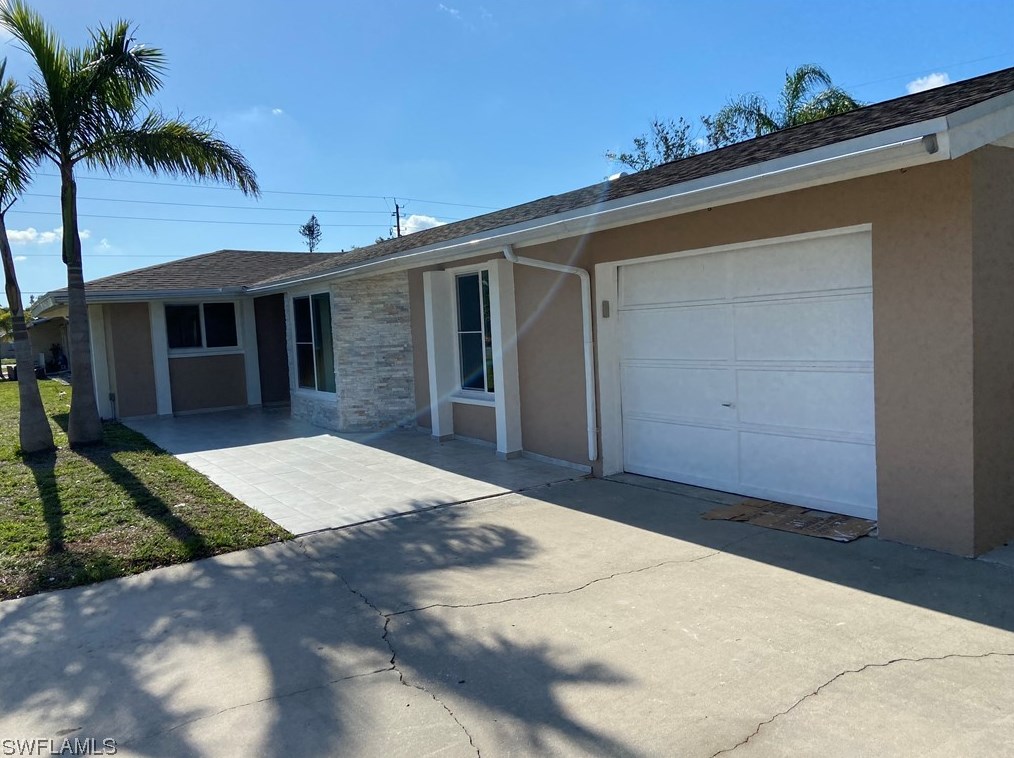 1015 Wilshire Dr, Fort Myers, FL 33919