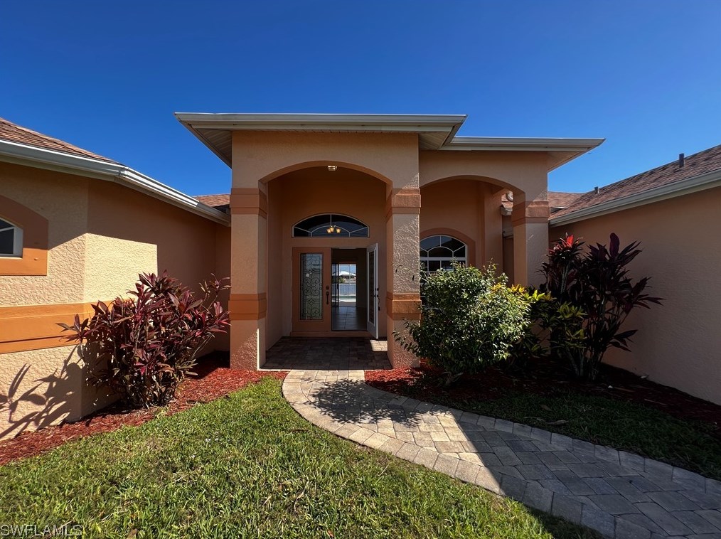 433 Nw 24th Ter, Cape Coral, FL 33909