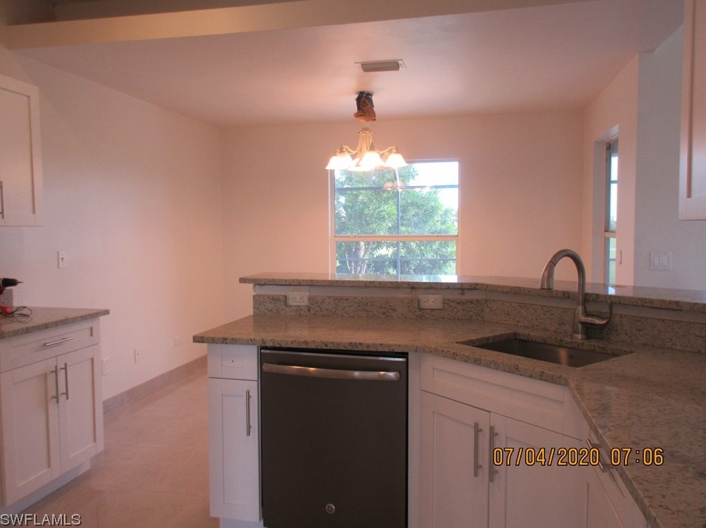 918 13th St, Cape Coral FL  33909-1411 exterior