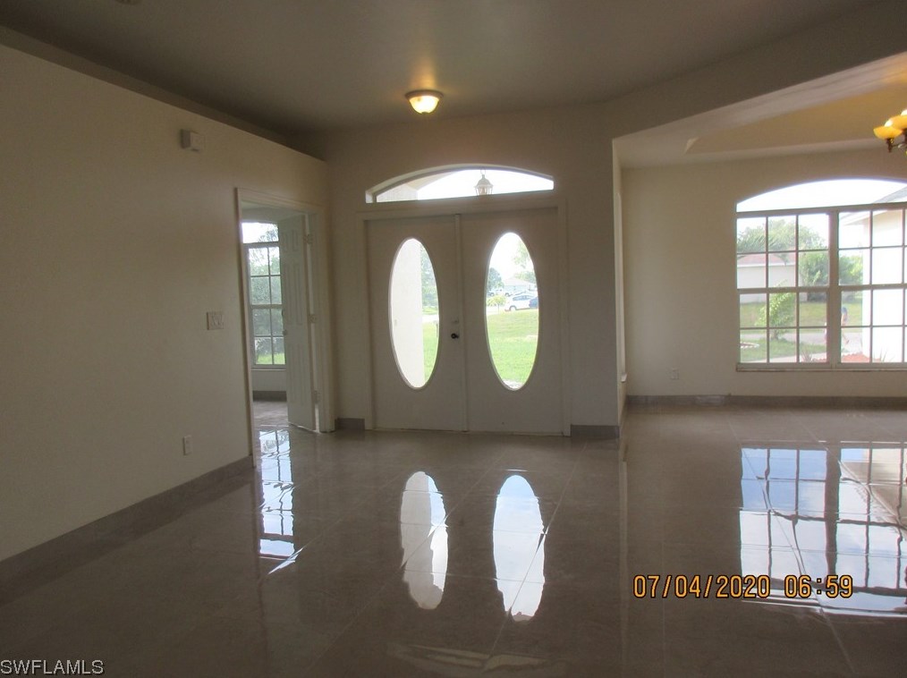 918 13th St, Cape Coral FL  33909-1411 exterior