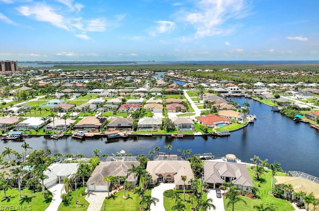 1924 Sw 53rd Ln, Cape Coral, FL 33914