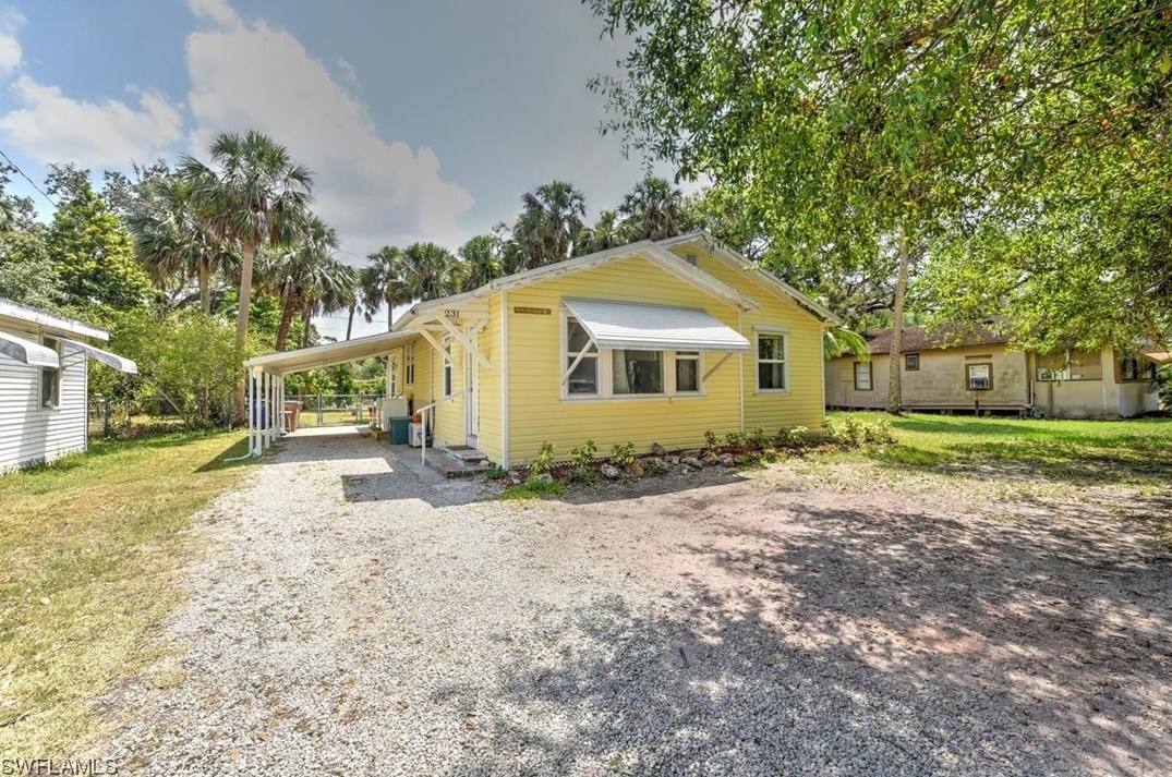 231 Granada Blvd, Fort Myers, FL 33905