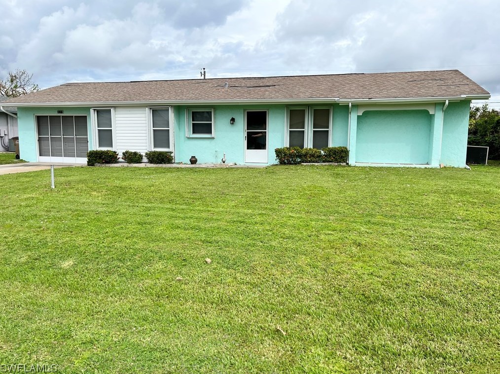 1211 35th St, Cape Coral, FL 33904-4241