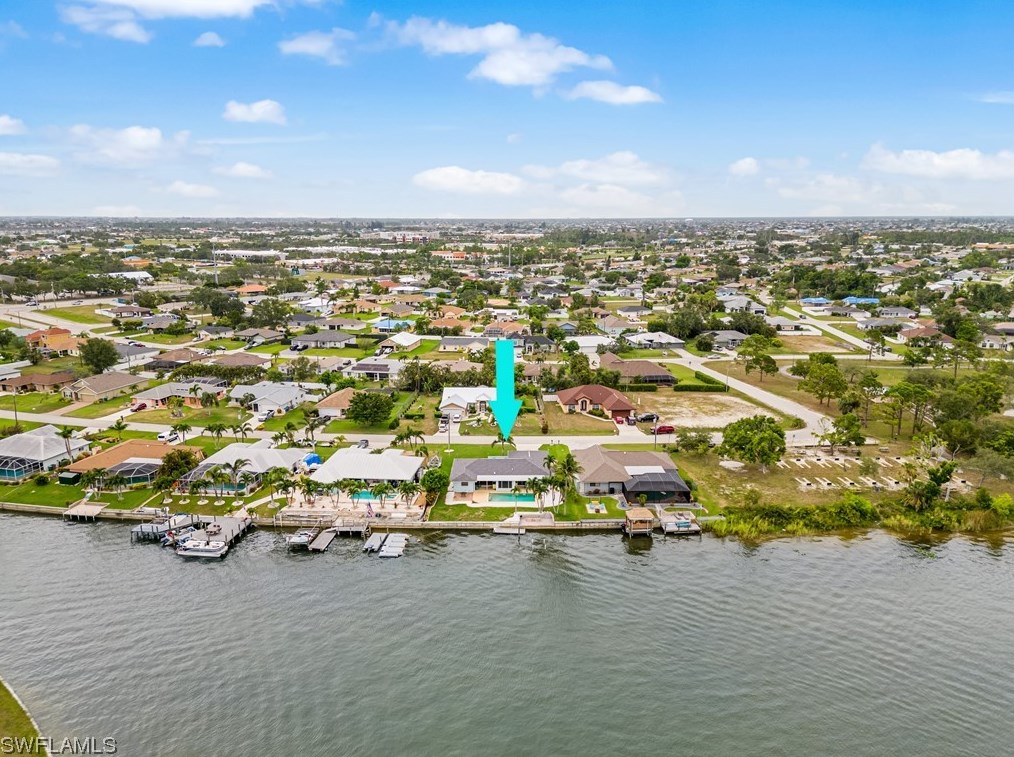 162 5th St, Cape Coral, FL 33990-1055