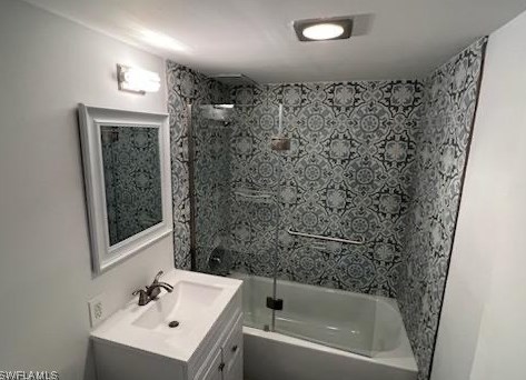 1 Bluebill Ave #411, Naples, FL 34108