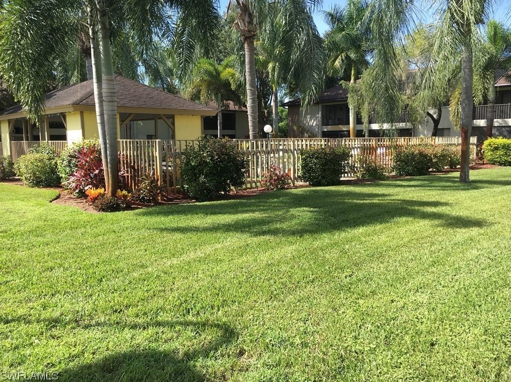 10 Beth Stacey Blvd #202, Lehigh Acres, FL 33936