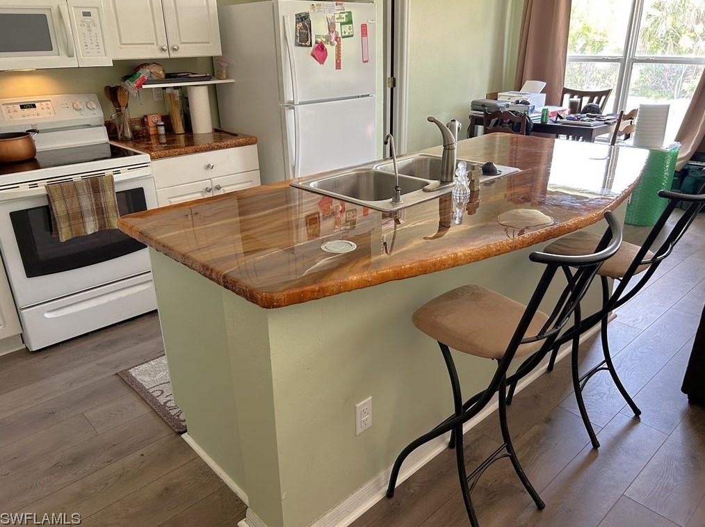 2307 Ne 7th Ave, Cape Coral, FL 33909
