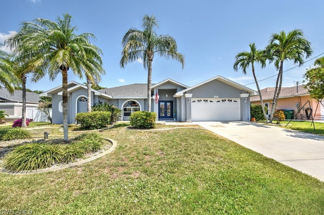 237 44th Ter, Cape Coral, FL 33904-8450