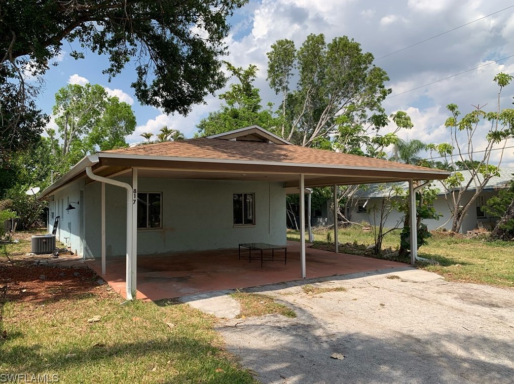 817 Indiana Ave, Fort Myers, FL 33919-3230