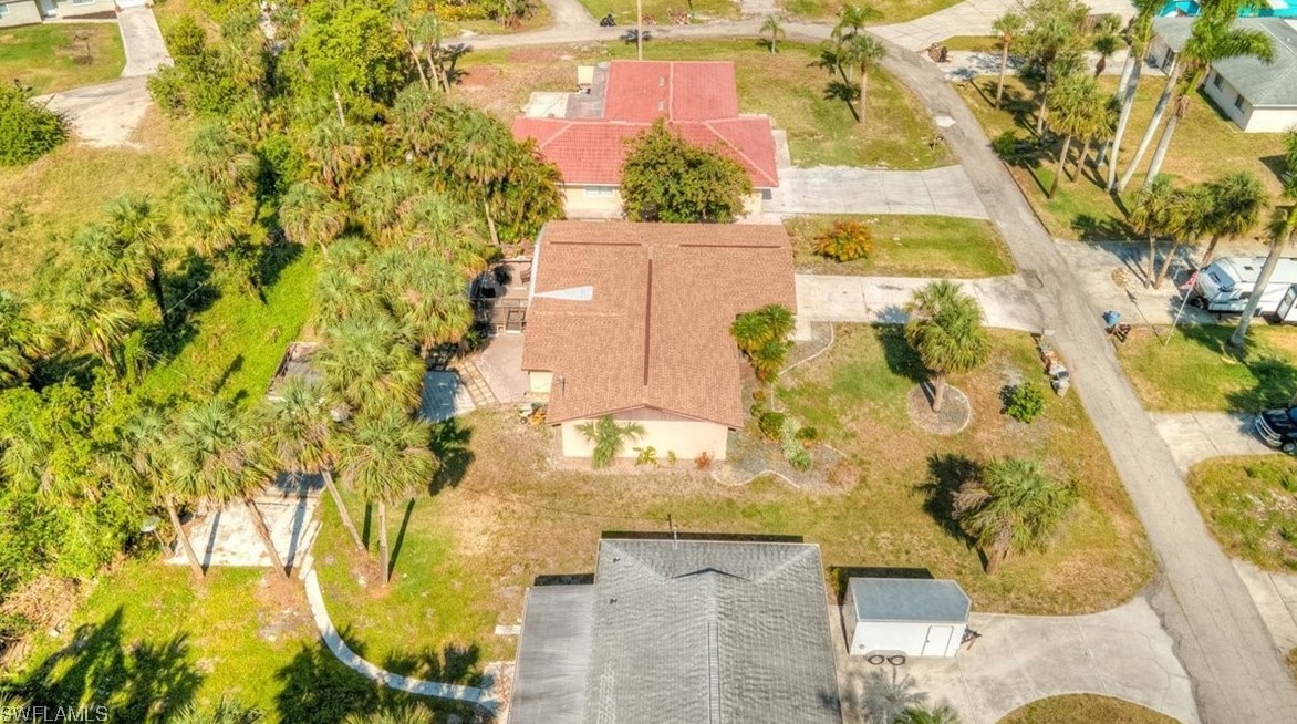 162 Dow Ln, Fort Myers, FL 33917-4110
