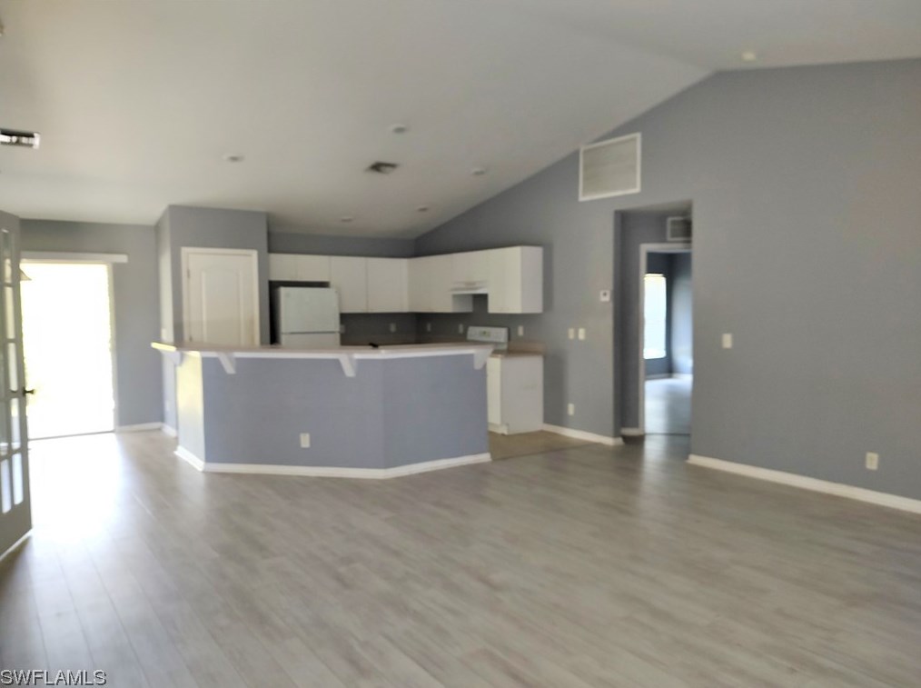 2906 E 23rd St, Alva, FL 33920