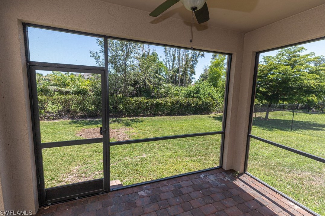 8610 Sumner Ave, Fort Myers, FL 33908