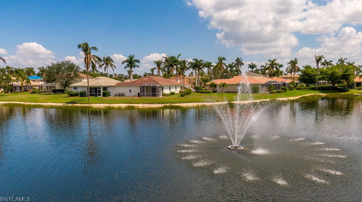 7935 Harmony Lake Ct, Fort Myers FL  33907-6806 exterior