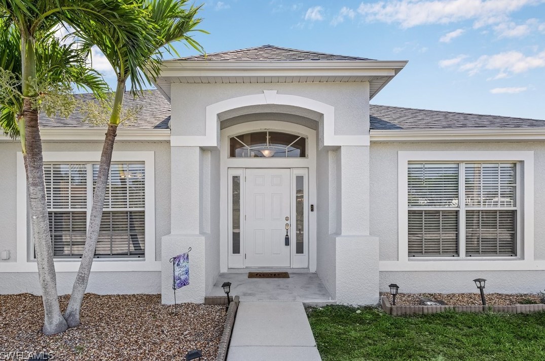1203 21st Ave, Cape Coral FL  33990-1935 exterior