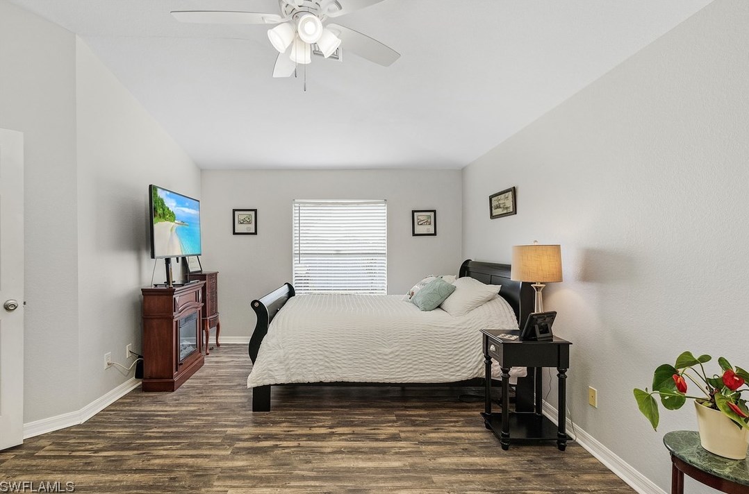 1203 21st Ave, Cape Coral FL  33990-1935 exterior