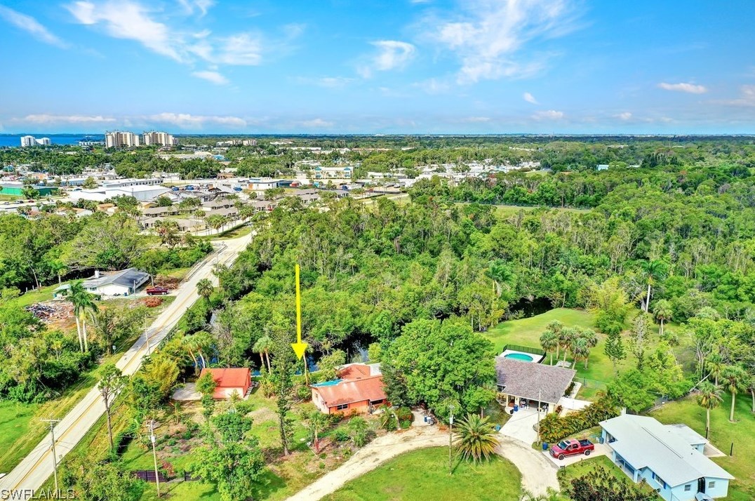 118 Brooks Rd, Fort Myers, FL 33917-4105