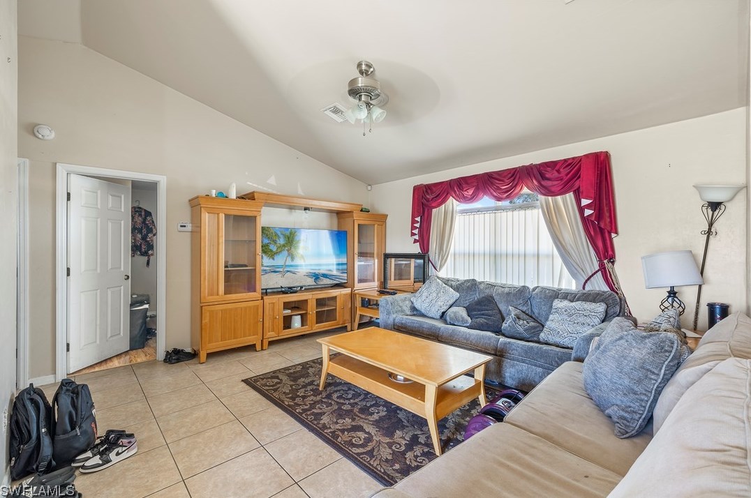 2919 63rd St W, Lehigh Acres, FL 33971